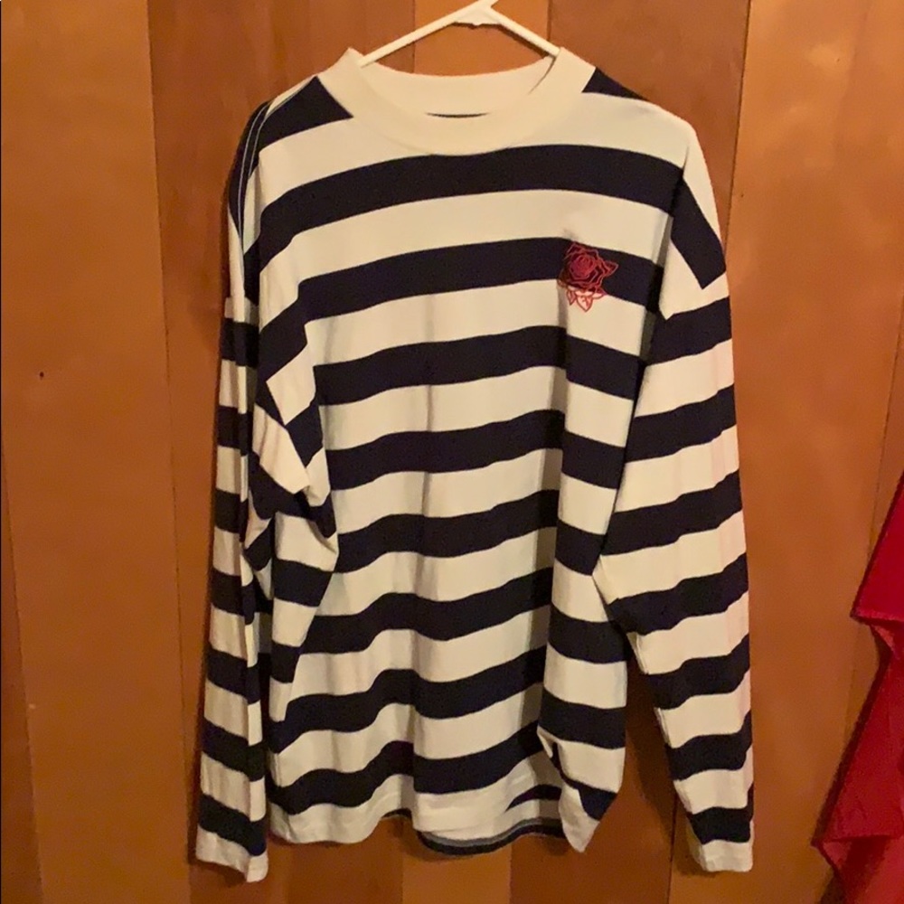 Striped long sleeve shirt with red rose